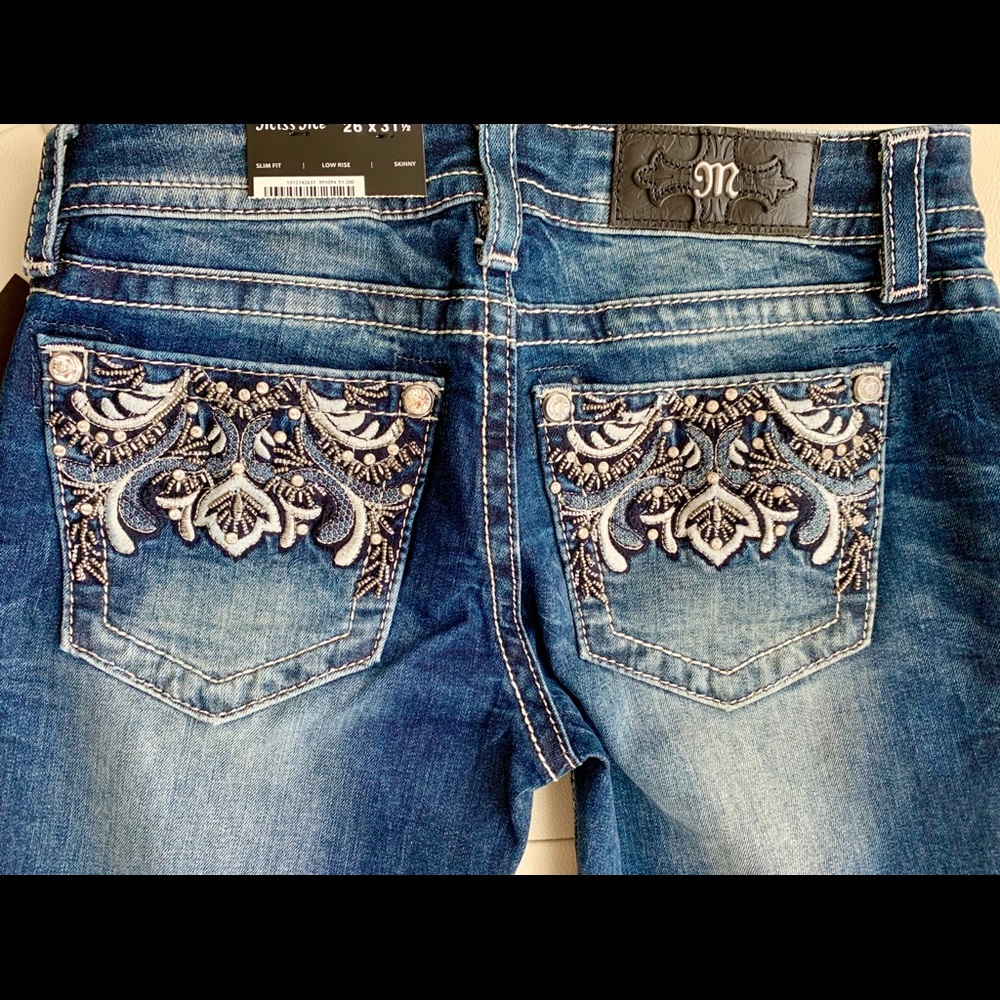 NWT! New collection from Miss me skinny jeans - Picture 6 of 8